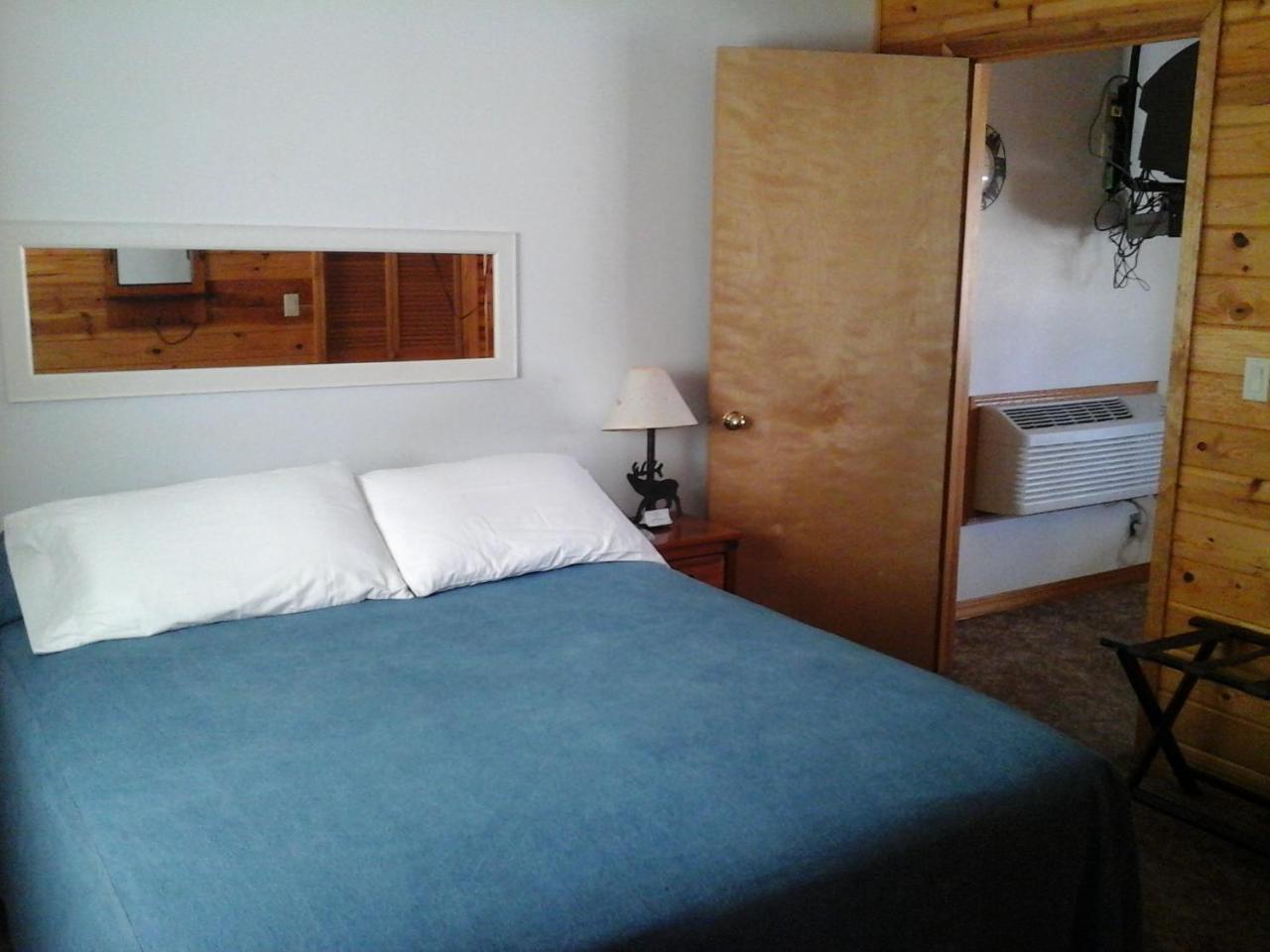 River Bend Motel Llc Spray Esterno foto